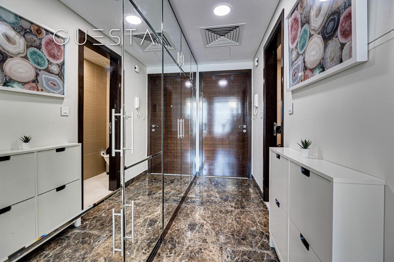 Sparkle Tower - Studio, Marina Apartment *