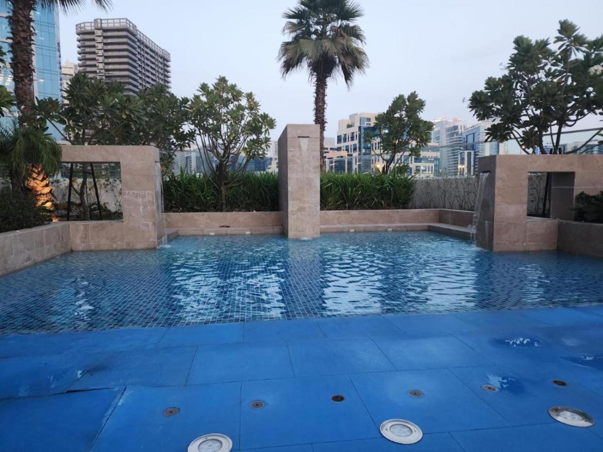White Sage - With Incredible Canal And Burj Khalifa Views Apartment *