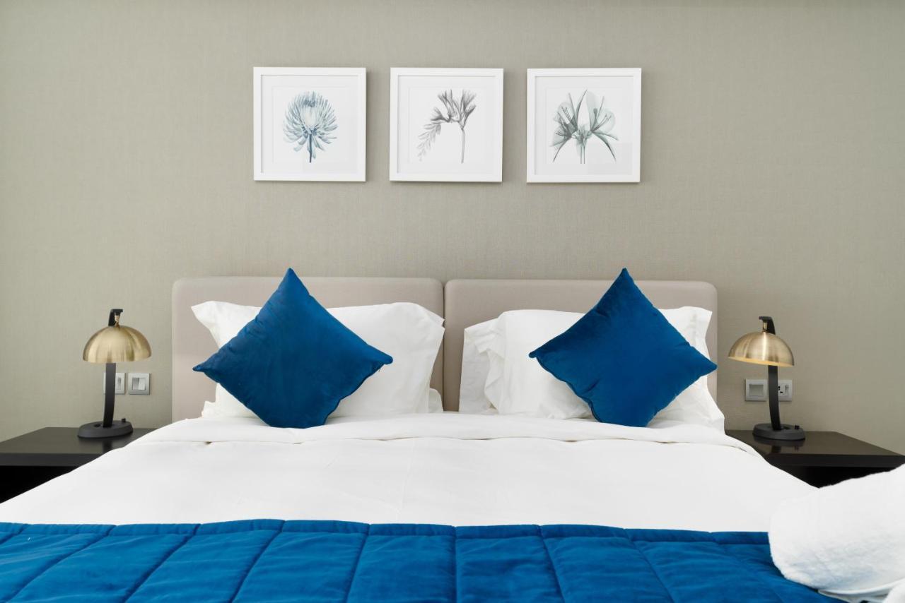 White Sage - With Incredible Canal And Burj Khalifa Views Apartment