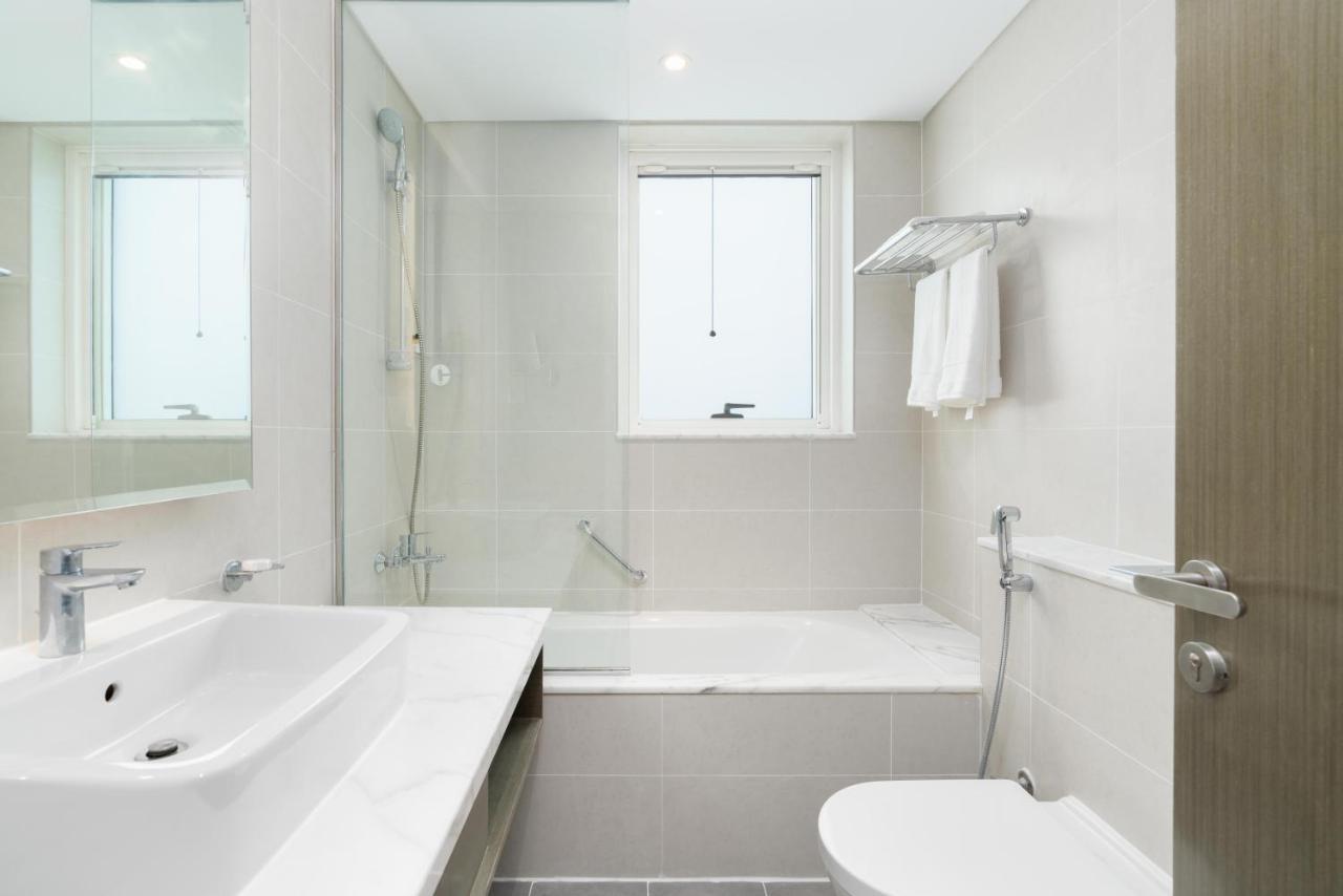 White Sage - With Incredible Canal And Burj Khalifa Views Apartment