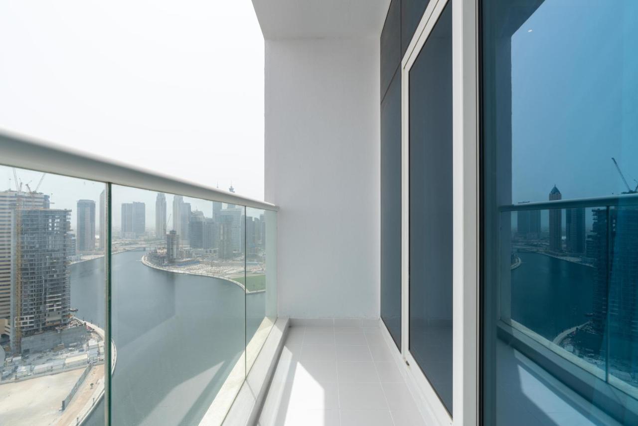 White Sage - With Incredible Canal And Burj Khalifa Views Apartment *