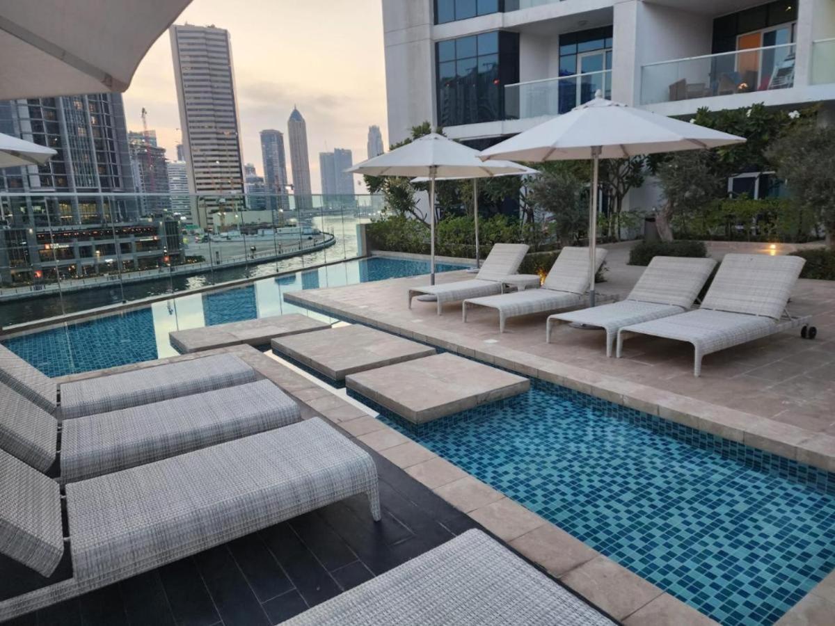 White Sage - With Incredible Canal And Burj Khalifa Views