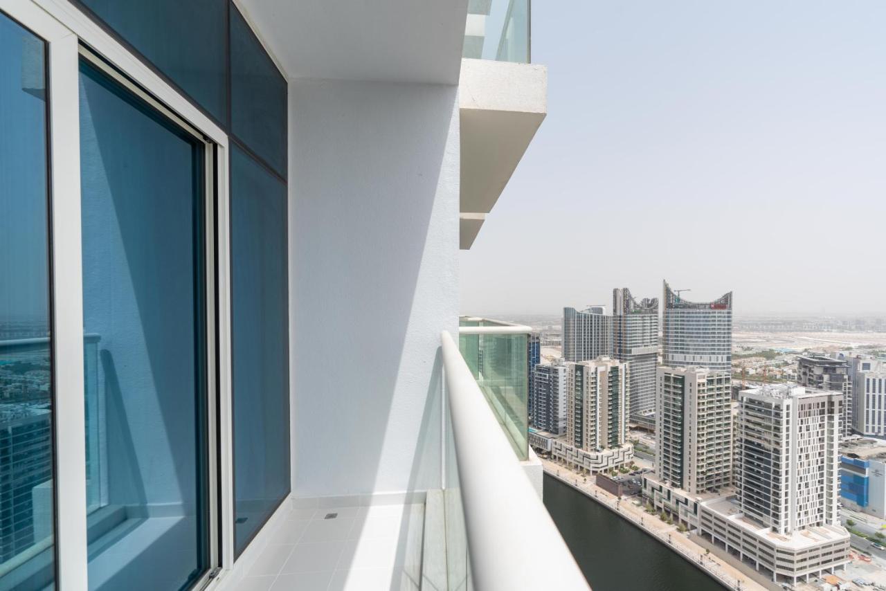 Apartment White Sage - With Incredible Canal And Burj Khalifa Views Dubai