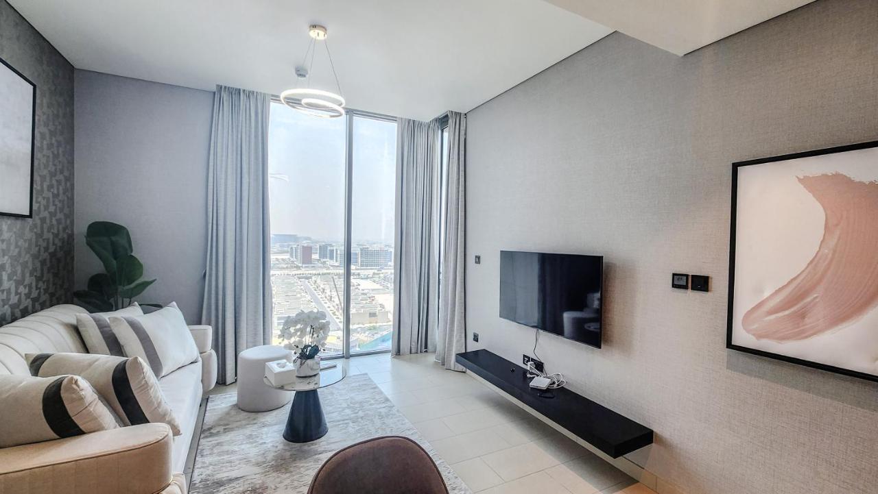 By Latinem Luxury 1br Cvr A1413 Near Burj Khalifa * Dubai