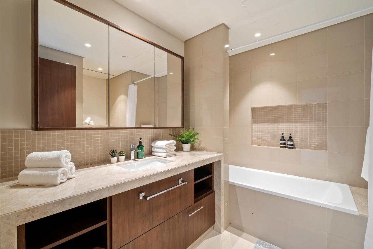 Chic & Trendy 3br+kid's In Vibrant Downtown *
