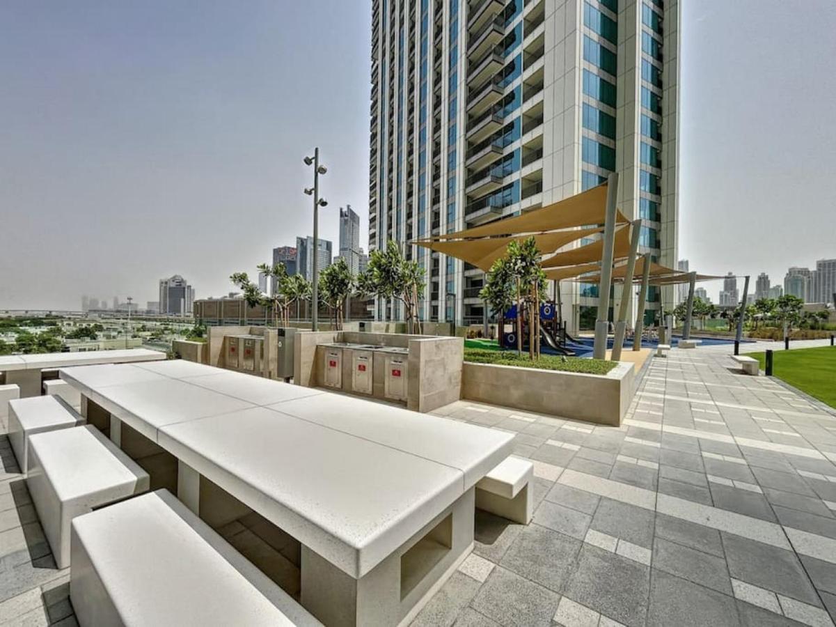 Downtown Views Ii - Fresh One Bedroom Dubai