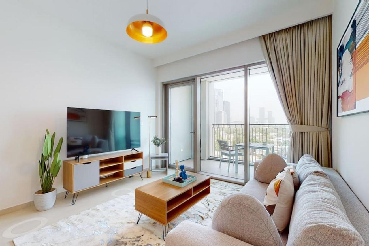 Downtown Views Ii - Fresh One Bedroom Dubai