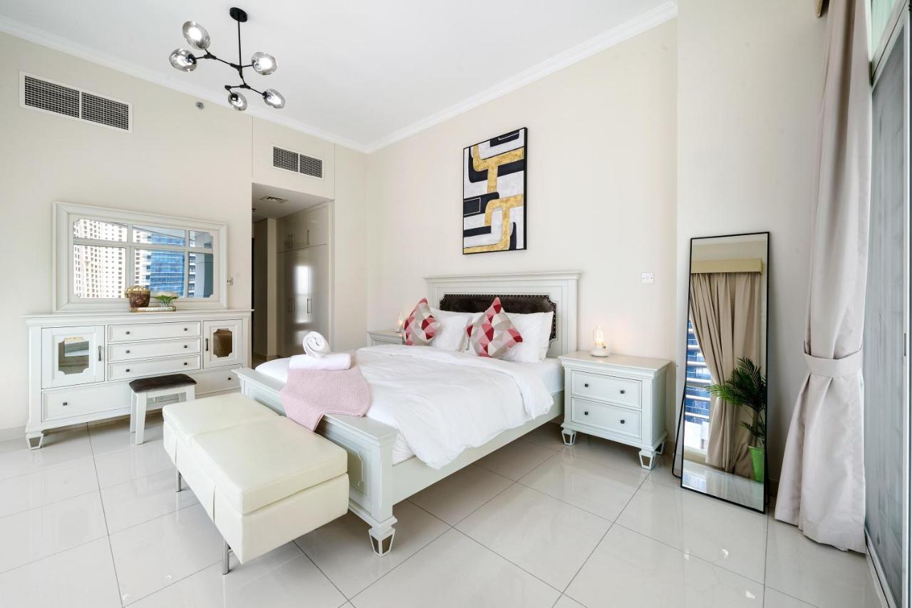 Apartment Charming 2br + Kid's W/ Marina Yacht View