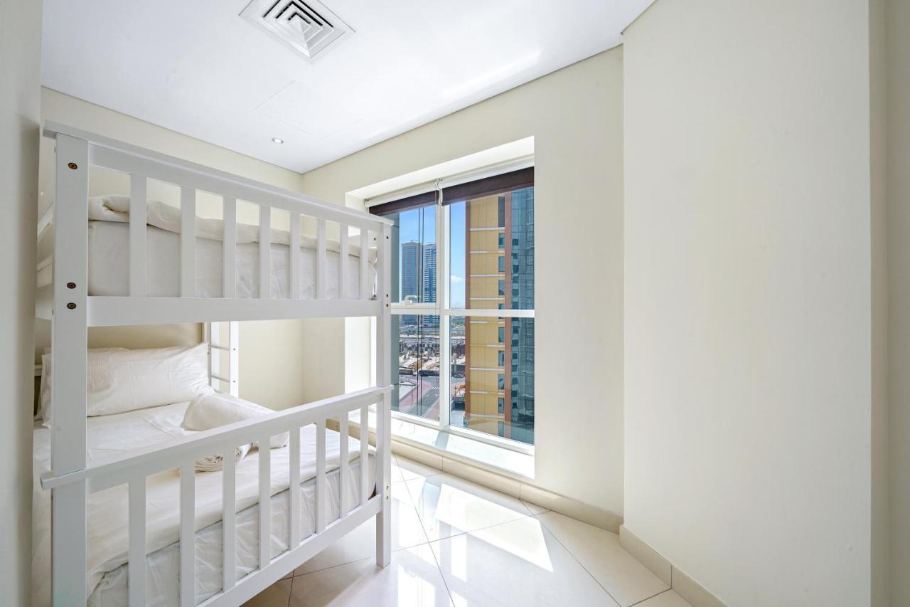 Charming 2br + Kid's W/ Marina Yacht View Apartment *