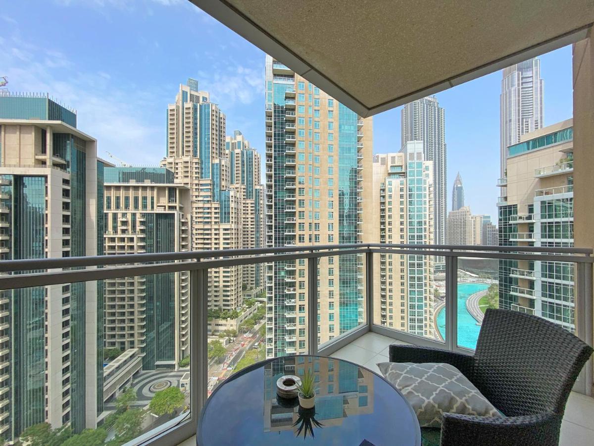 Apartment The Amazing 2br, Near Burj Park With A Gym & Pool Dubai