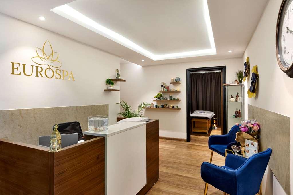 Ramada Barsha Heights *