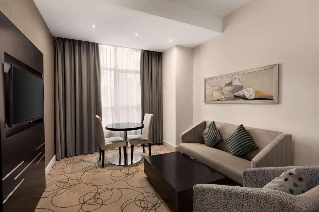 Ramada Barsha Heights Hotel *
