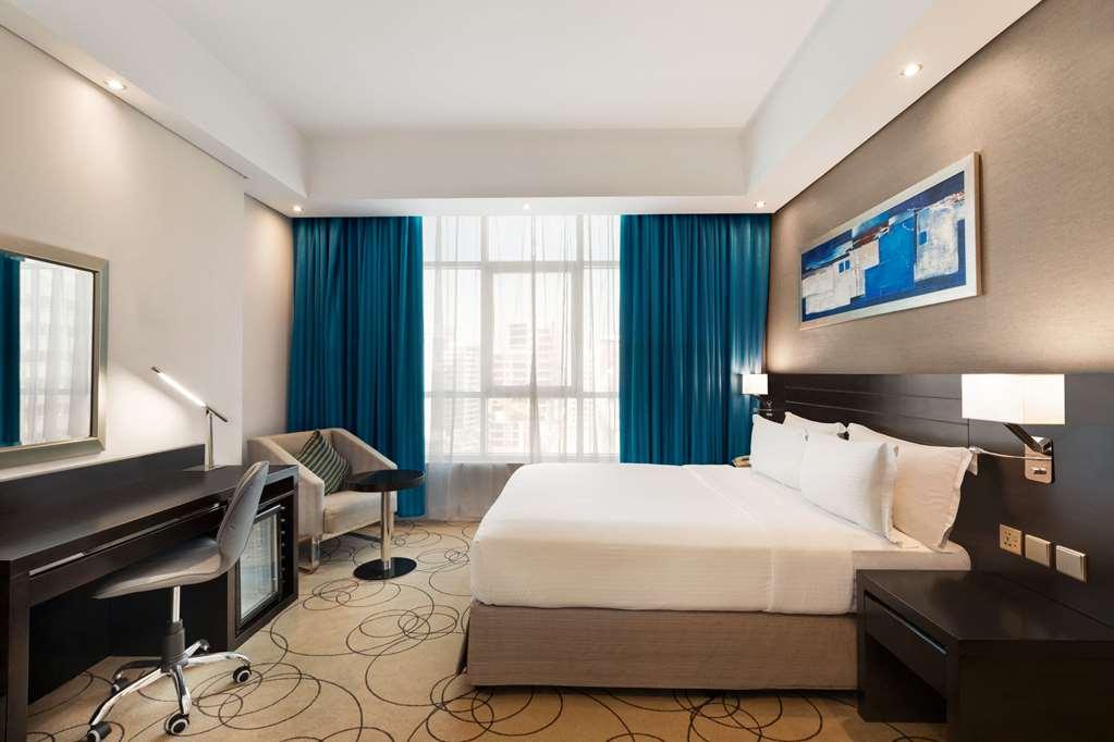 Hotel Ramada Barsha Heights *