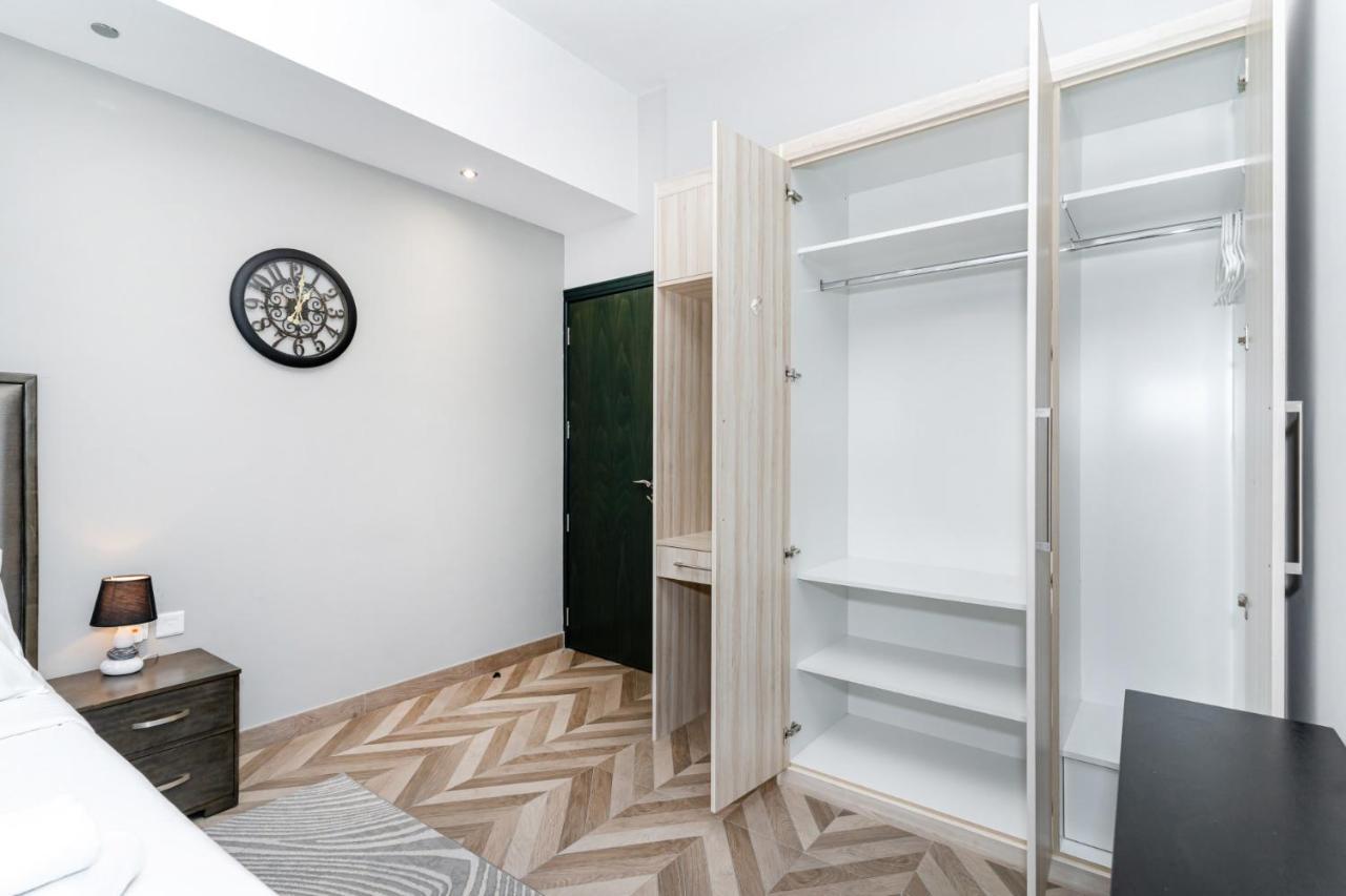 Apartment Family And Group I Near Burj Khalifa I Summer Dubai