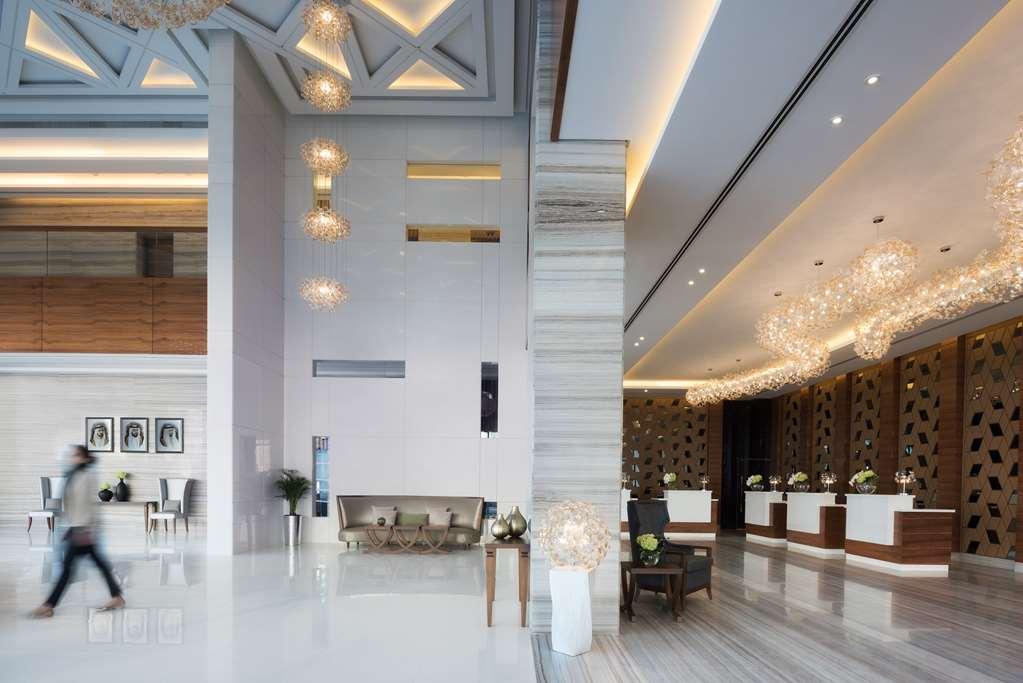Hotel Radisson Blu Hotel. Waterfront Dubai