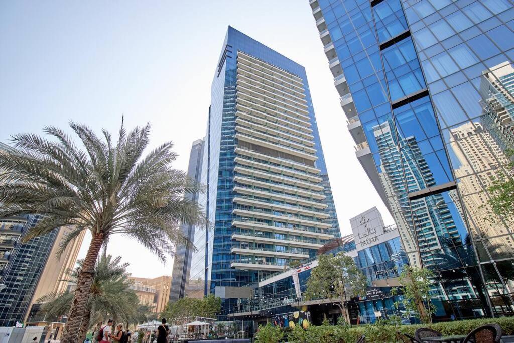 Modern 1br Near Marina Mall *