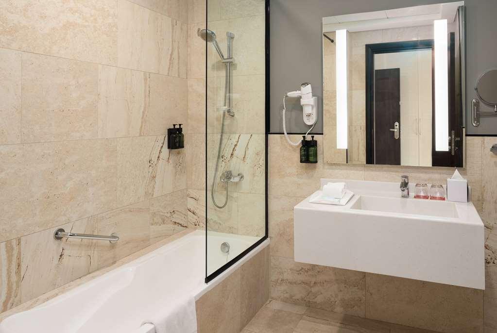 Ramada Barsha Heights Hotel *
