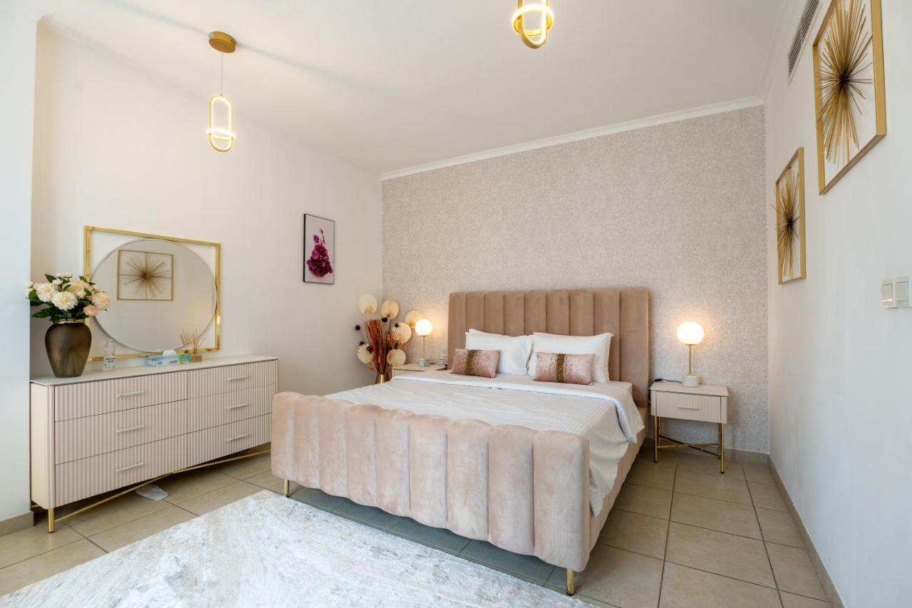 Ina Homes-tower 5 Perfect Burj Khalifa And Fountain Views Dubai