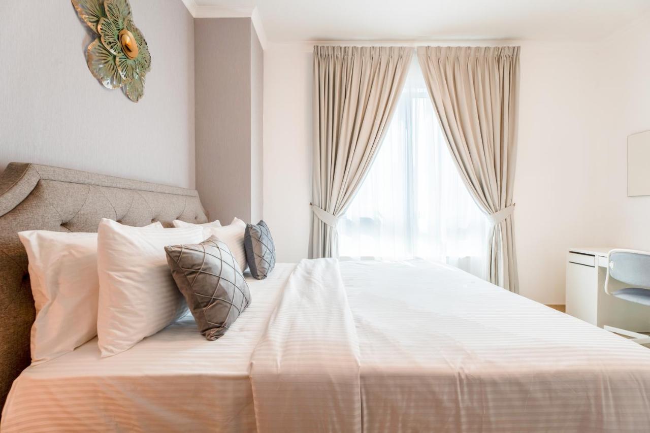 Apartment Ina Homes-tower 5 Perfect Burj Khalifa And Fountain Views