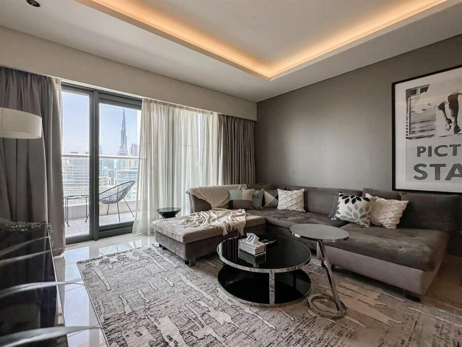Apartment Trophy - Paramount Burj Khalifa View Dubai