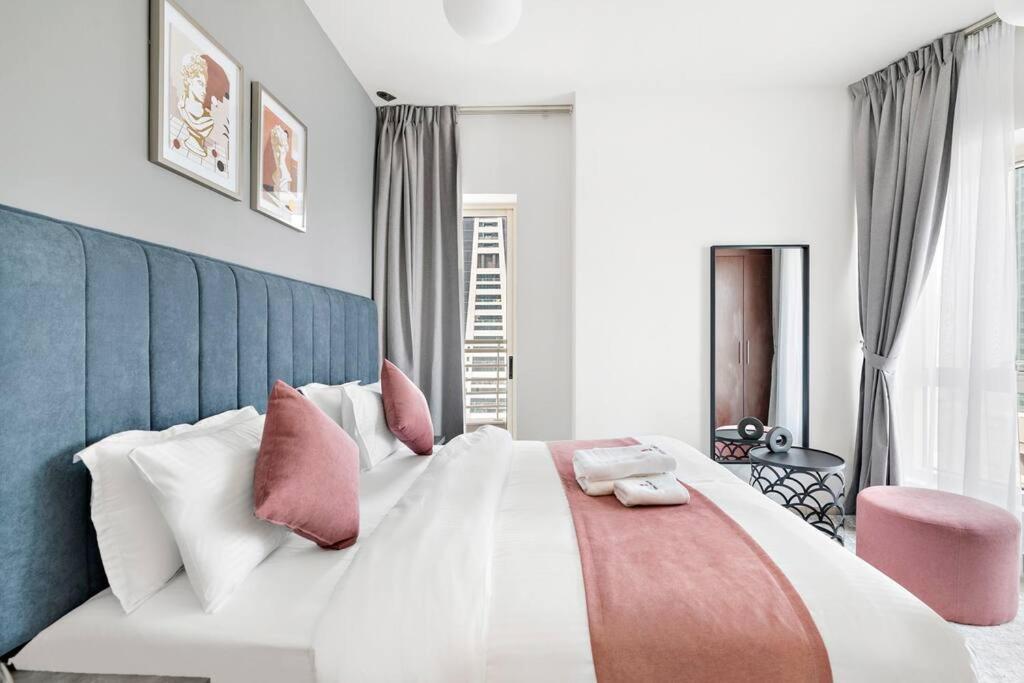 Stonetree - Stylish 1br In Jlt