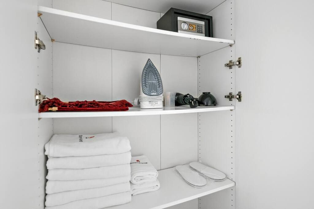 Stonetree - Furnished 1br With Stunning View Apartment *