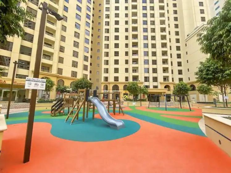 Apartment Beautiful In Marina Dubai