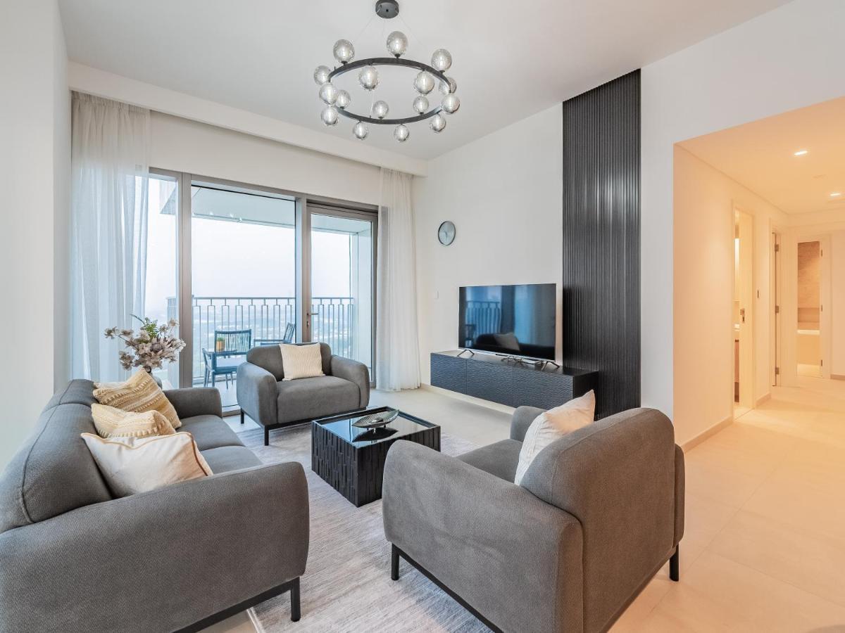 Phenomenal 2br In Downtown Views Ii Dubai