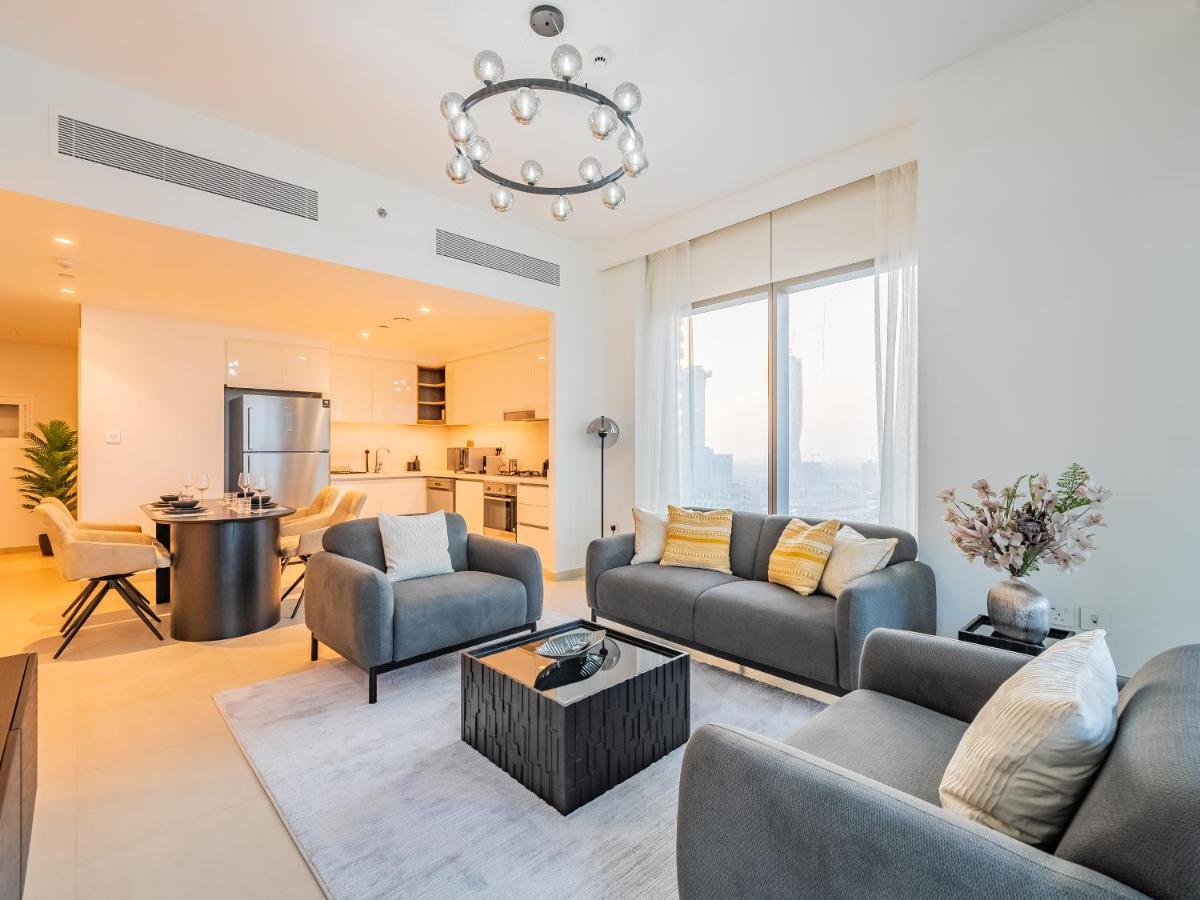 Phenomenal 2br In Downtown Views Ii Apartment *