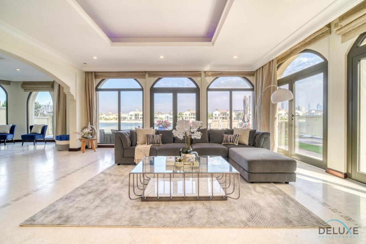 Premier 6br With Assistant's And Private Pool In Frond E Palm Jumeirah By Deluxe Homes Apartment