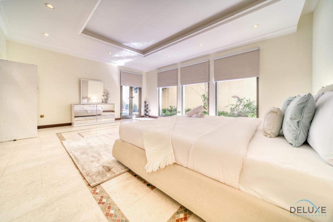 Apartment Premier 6br With Assistant's And Private Pool In Frond E Palm Jumeirah By Deluxe Homes