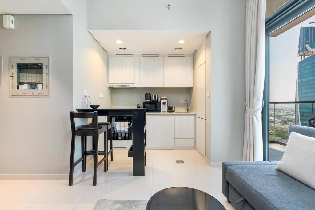 Apartment 1 Bedroom In Zada Tower - Business Bay - *