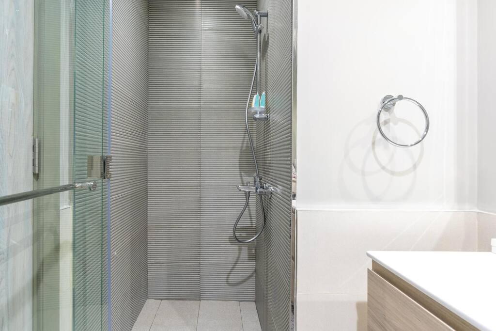 1 Bedroom In Zada Tower - Business Bay - *