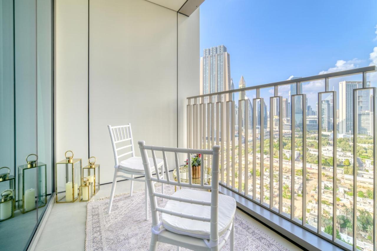 Elegance: 1br With Difc & Zabeel Views