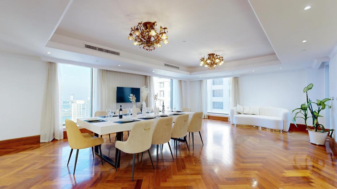 Huge Penthouse With Yacht Included And Private Pool!!! Dubai