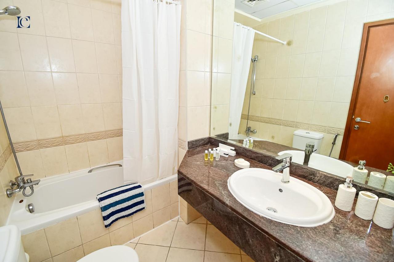 Luxury Escapes - Stylish 1br - Close To Metro In Marina - Cascade Tower *