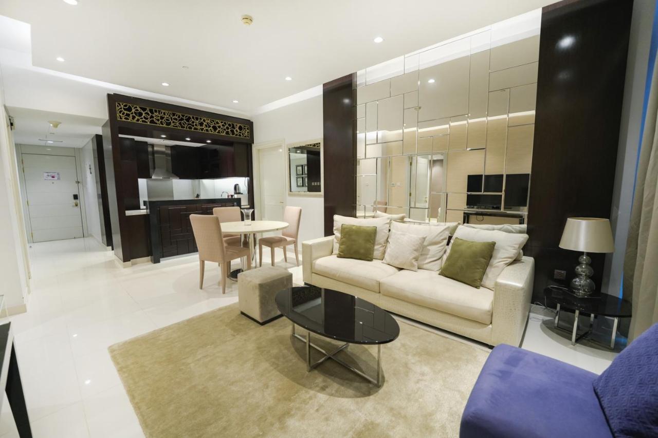 Mall - Downtown - Near Burj Khalifa - High Floor * Dubai