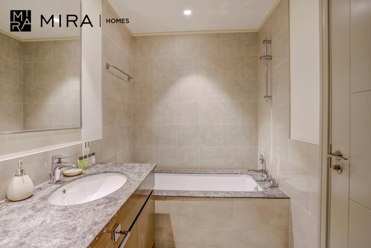 Apartment Mira Homes - Beautiful 1 Bedroom With Sofa-bed Near Burj Khalifa