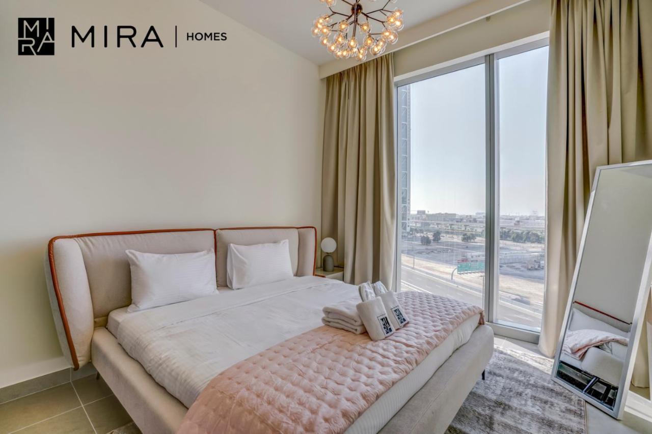 Mira Homes - Beautiful 1 Bedroom With Sofa-bed Near Burj Khalifa *