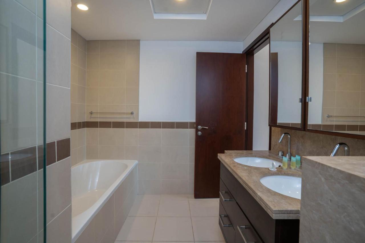 Modern Spacious 1bed Heart Of Downtown Apartment