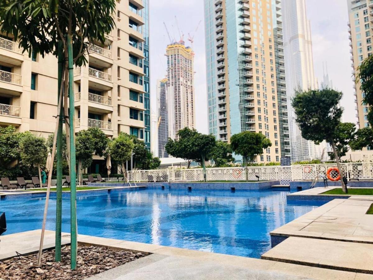 Modern Spacious 1bed Heart Of Downtown