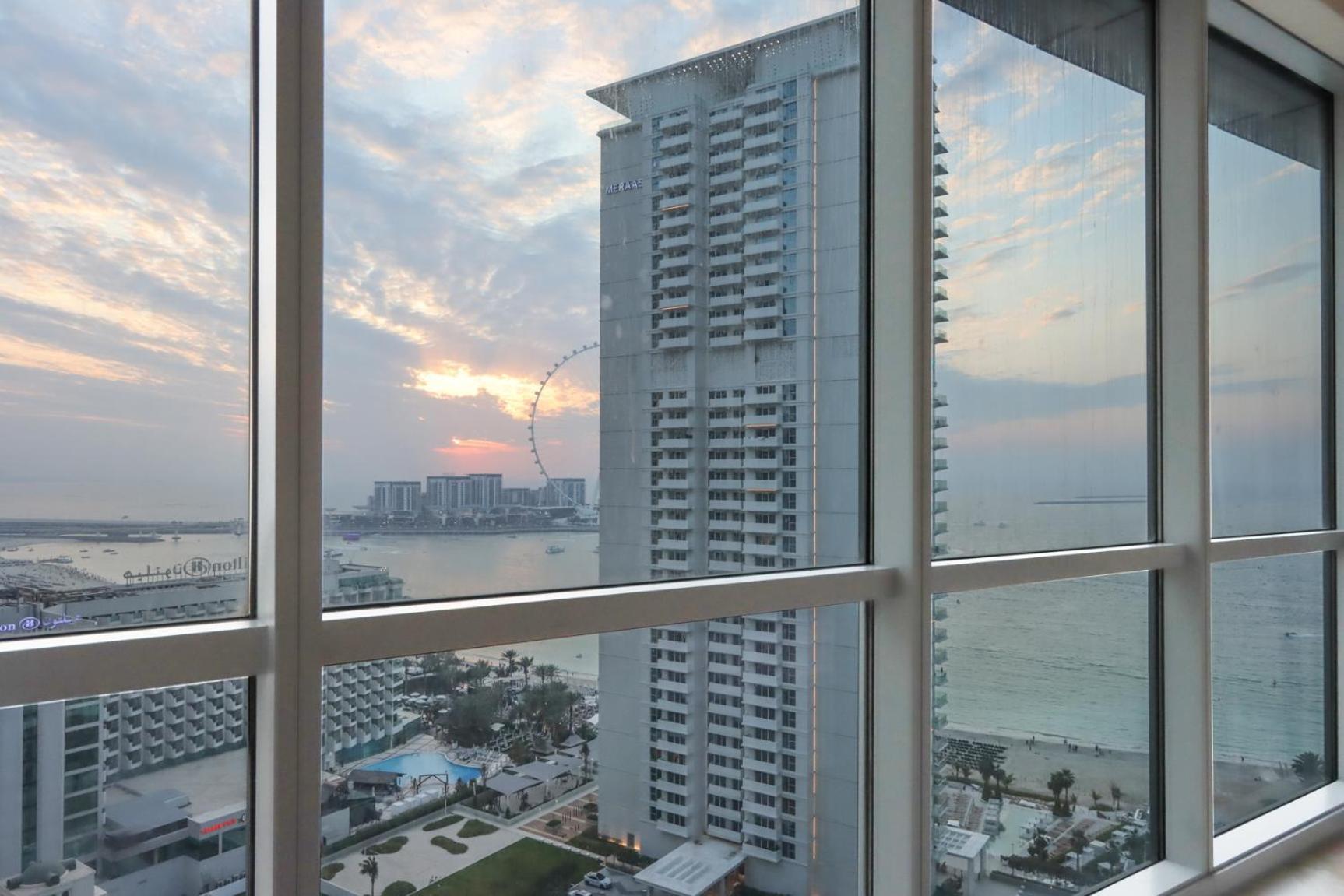 Apartment Heart Of Jbr - Al Fattan Marine Tower 3 Bedroom En-suite Maid With Sea View Dubai