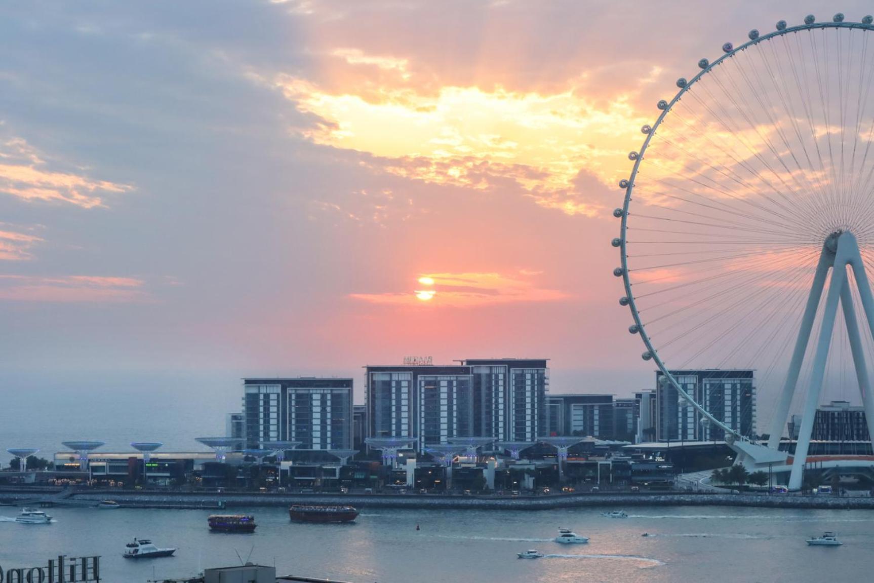 Apartment Heart Of Jbr - Al Fattan Marine Tower 3 Bedroom En-suite Maid With Sea View Dubai