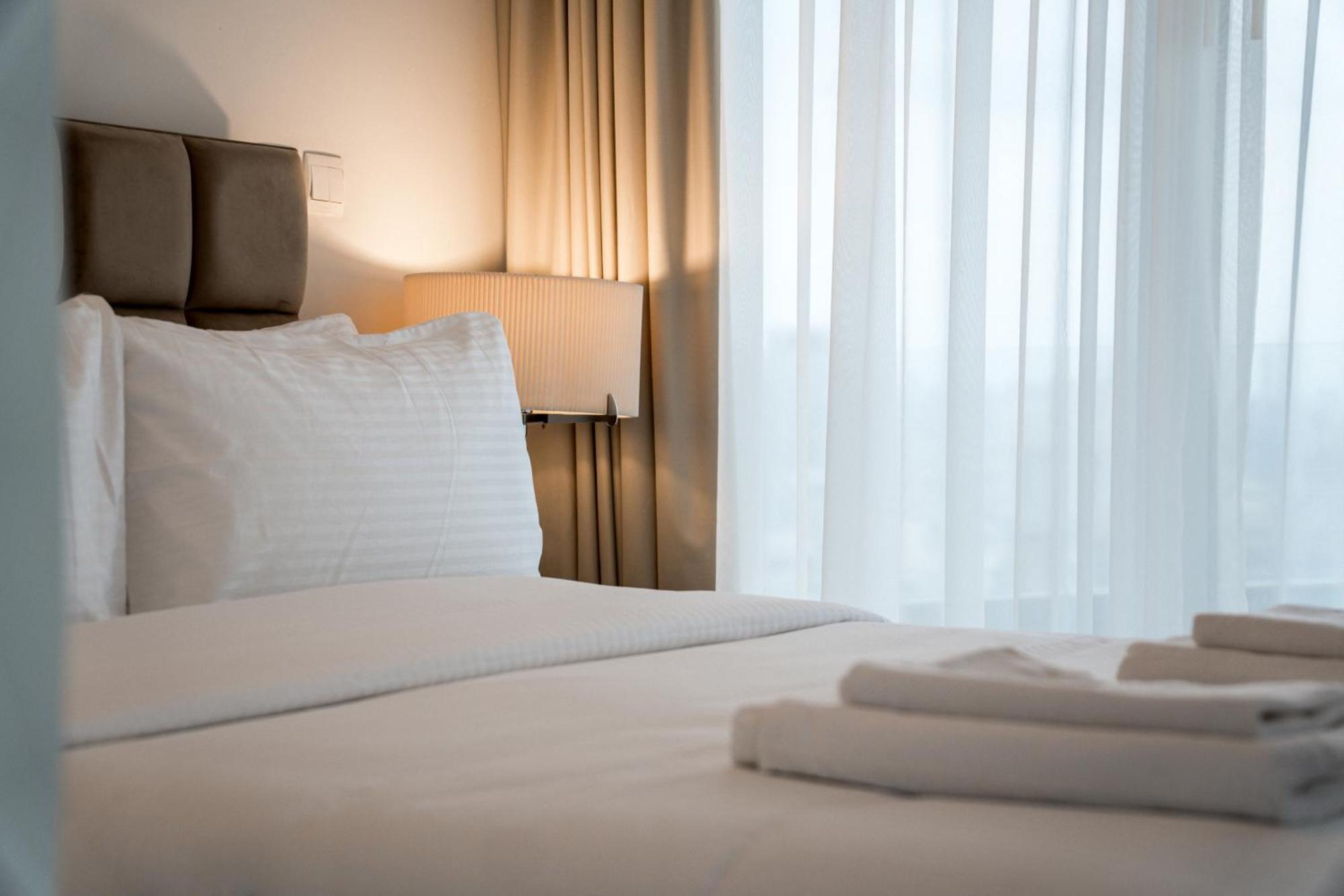 Apartment Sky-high 2-bdr Gem Sports Dubai