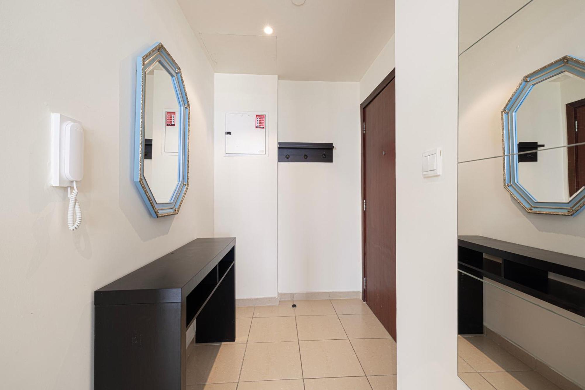 Luxury Eye View Living - Access I Marina Walk Apartment *
