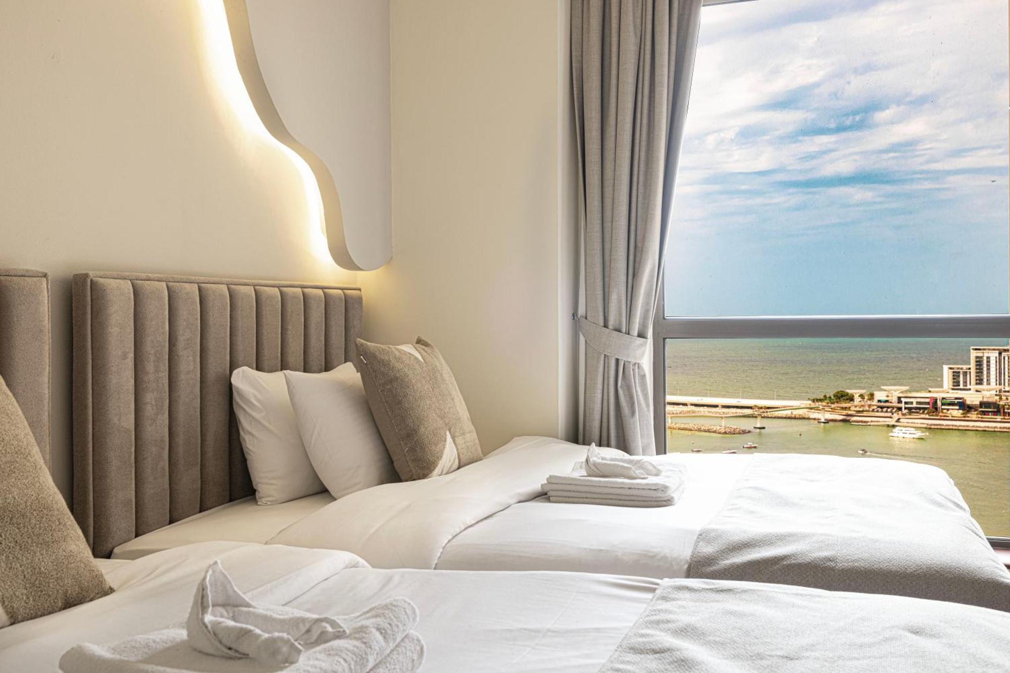 Luxury Eye View Living - Access I Marina Walk Dubai