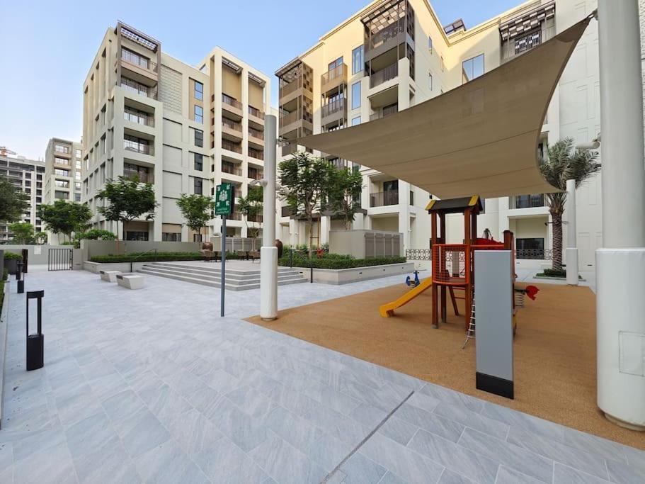 Pearl Of Creek Beach: 1br Luxury Apartment Dubai