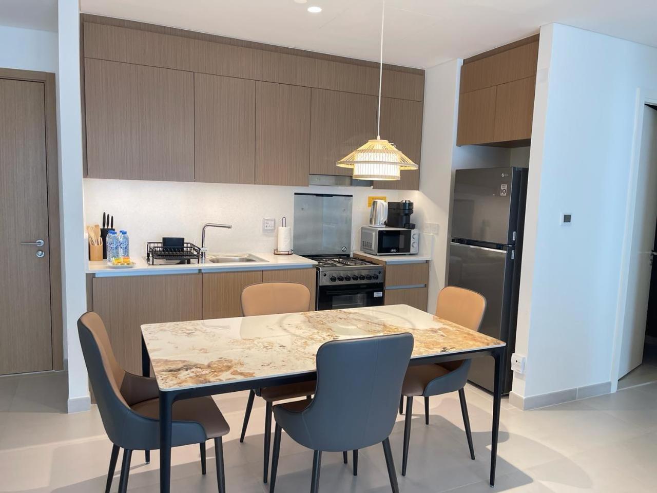 Apartment Pearl Of Creek Beach: 1br Luxury Dubai
