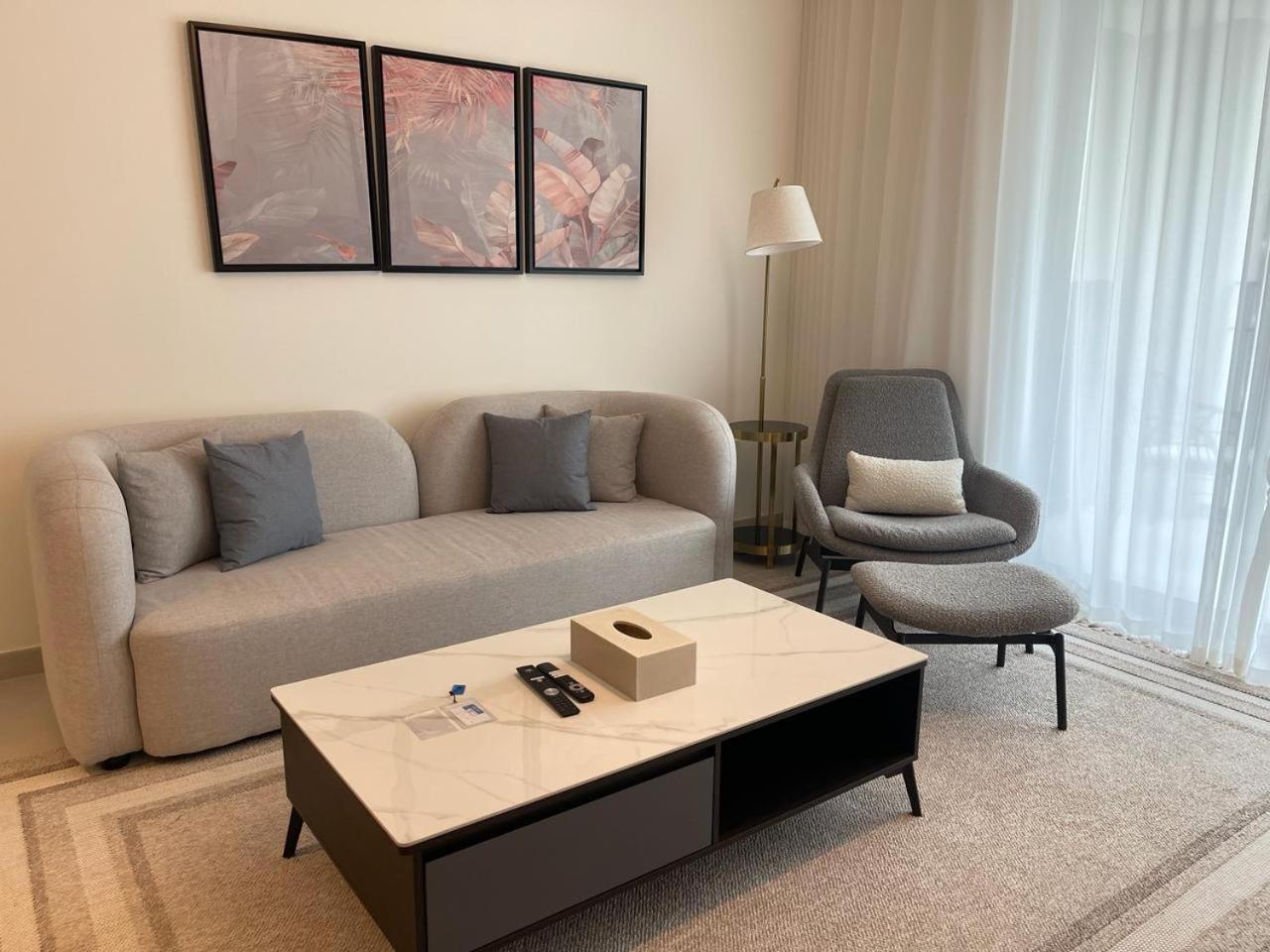 Apartment Pearl Of Creek Beach: 1br Luxury Dubai