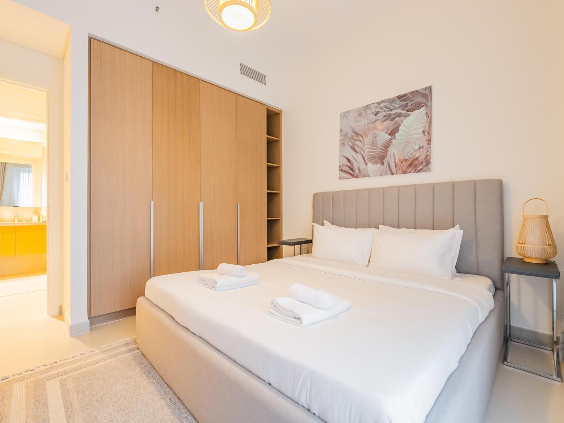 Apartment Pearl Of Creek Beach: 1br Luxury Dubai